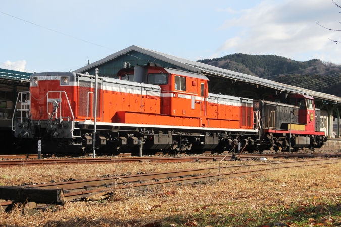 嵯峨野観光鉄道のDE10形が後藤工場へ入場